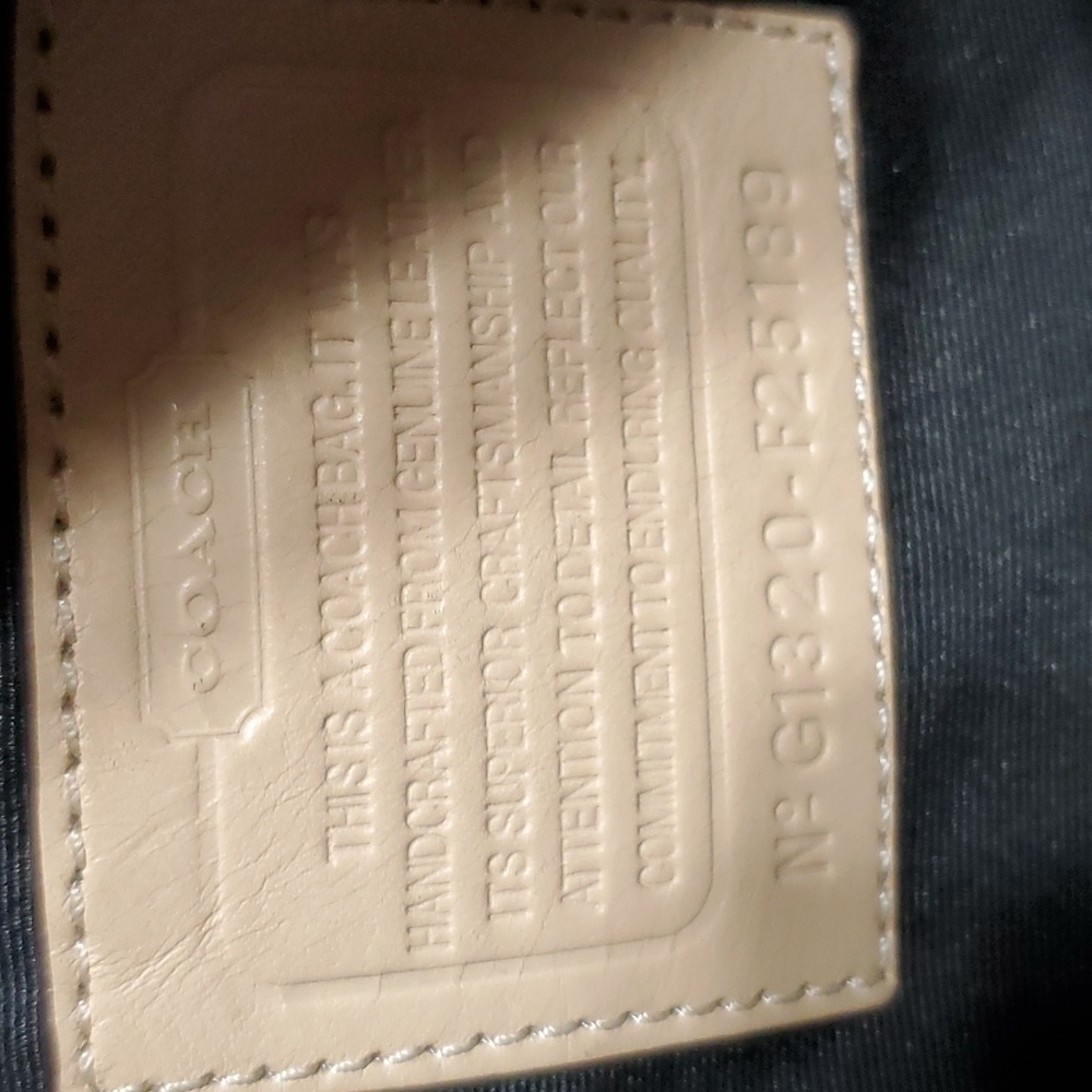 Coach purse - Picture 5 of 10